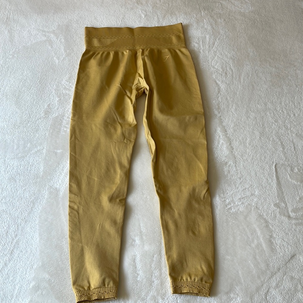 gymshark studio leggings